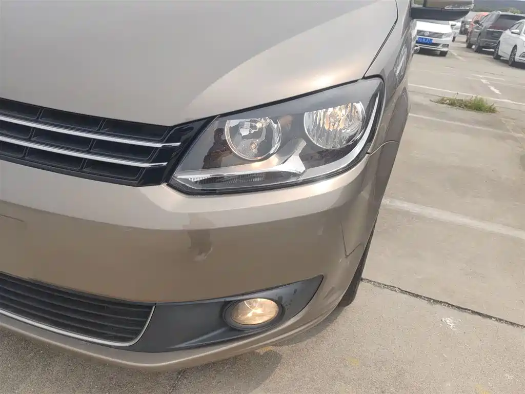 Volkswagen Touran 2015 1.4T DSG Comfort Edition 5-seater фото 18