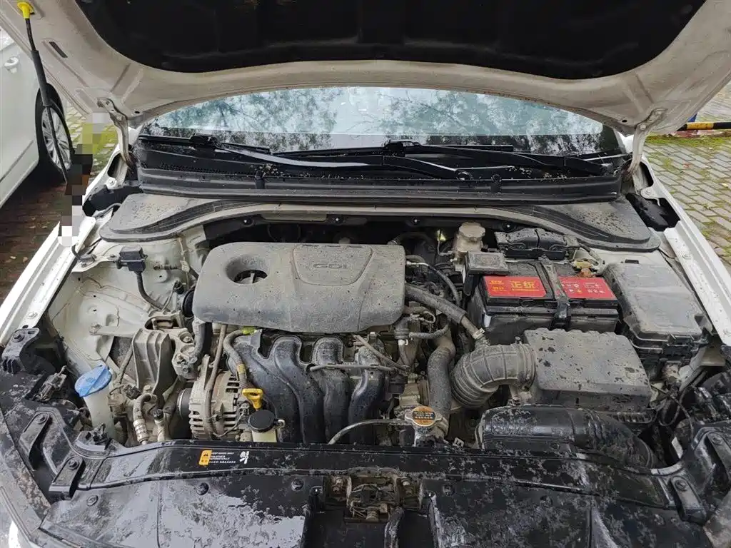 Hyundai Elantra 2016 Model 1.6L Automatic Smart Elite фото 11
