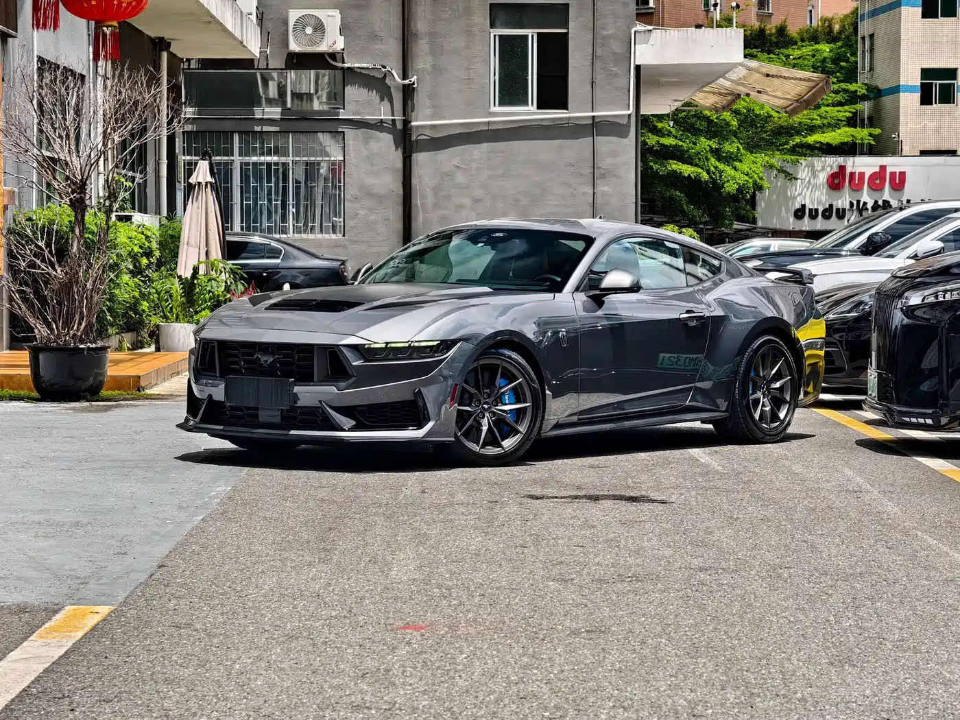 Ford Mustang 2024 5.0L V8 Dark Horse