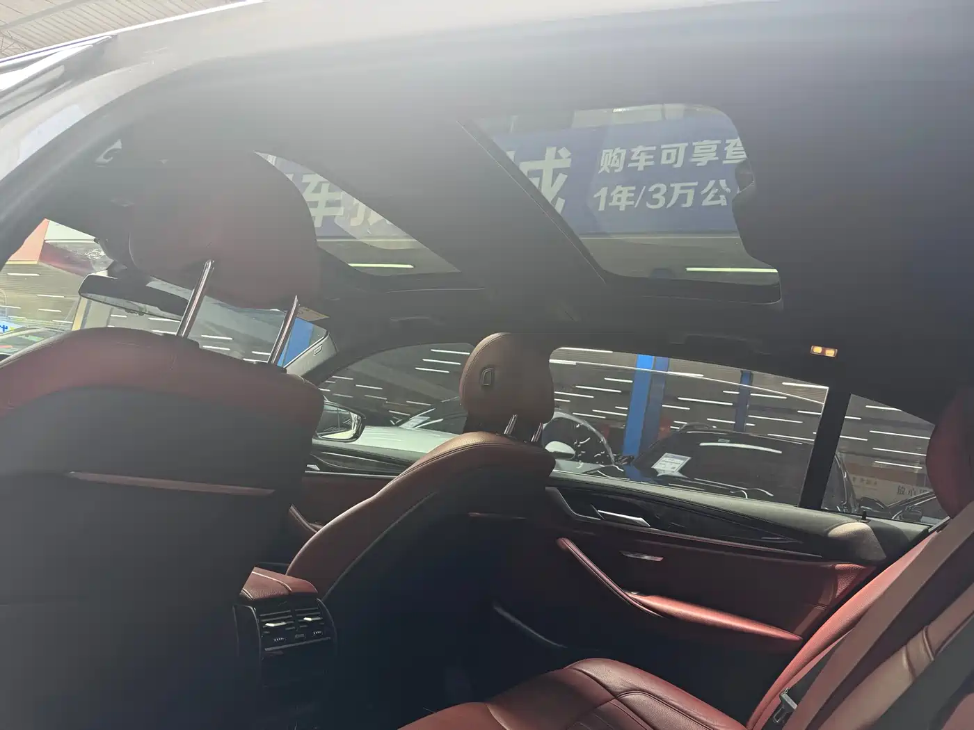BMW 5 Series 2019 530Li Leading M Sport Package фото 17