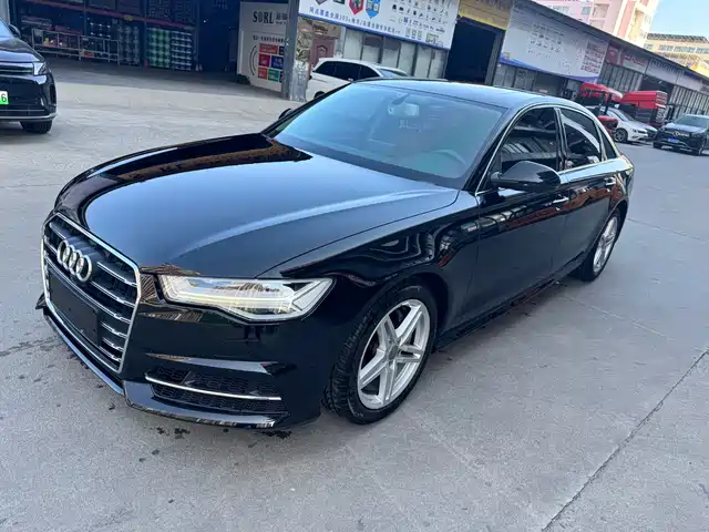 Audi A6L 2018 30th Anniversary 30 FSI Style — фото 1