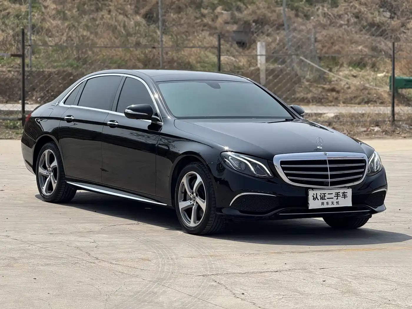 MERCEDES-BENZ E CLASS