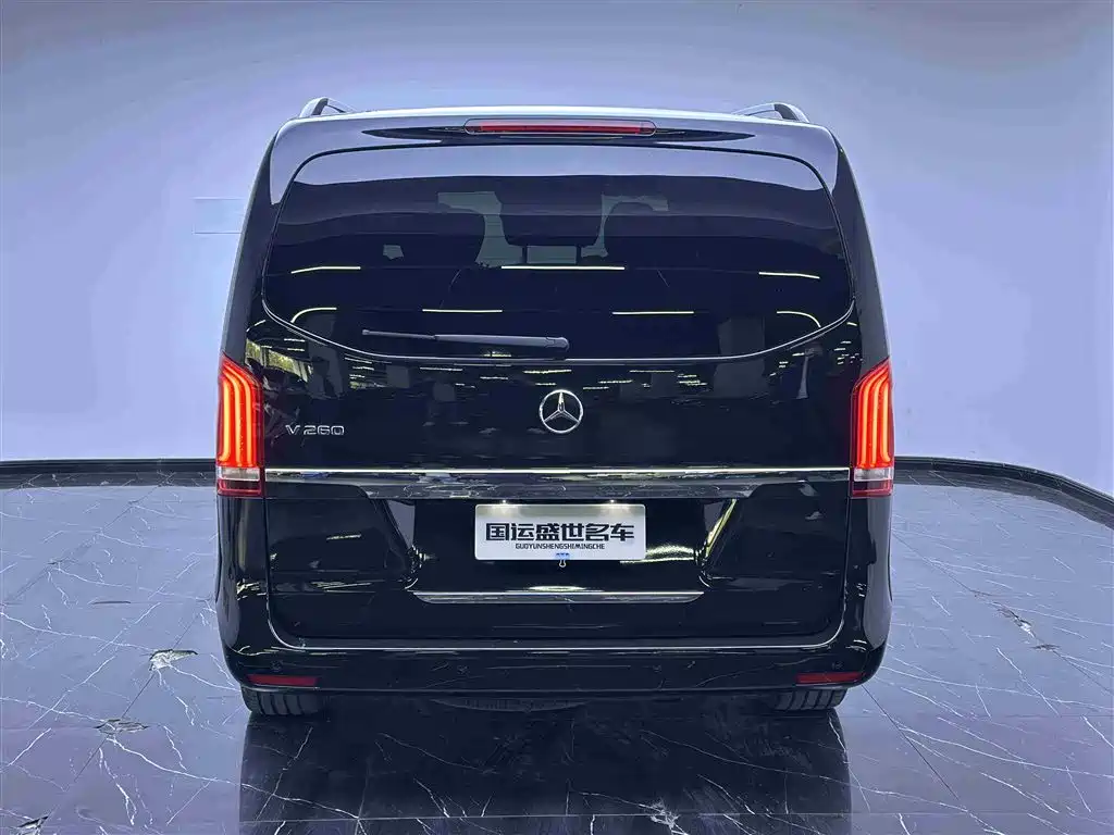 Mercedes-Benz V-Class 2017 Model V 260 Premium Edition фото 5