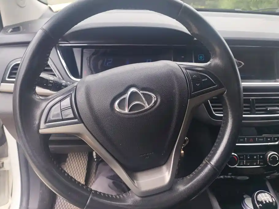 Changan Kaicheng Changan Oushang A600 2016 2016 1.5L Manual Luxury 7-Seater