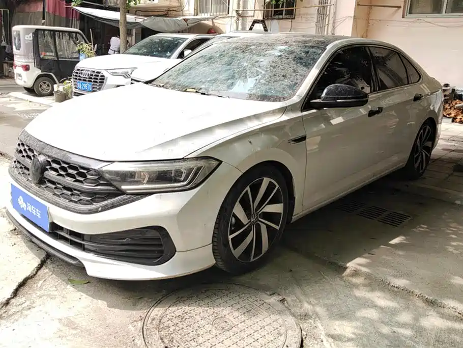Volkswagen Sagitar 2023 300TSI DSG Surpassing Edition