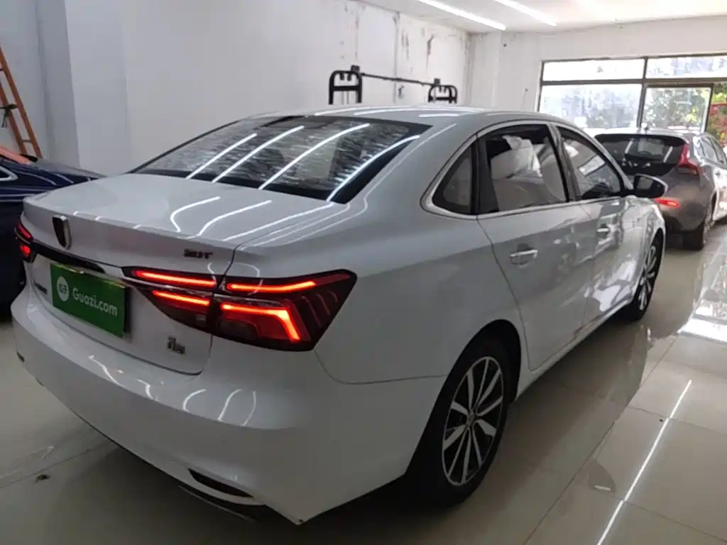 Roewe i6 2018 2018 20T Automatic Flagship Edition