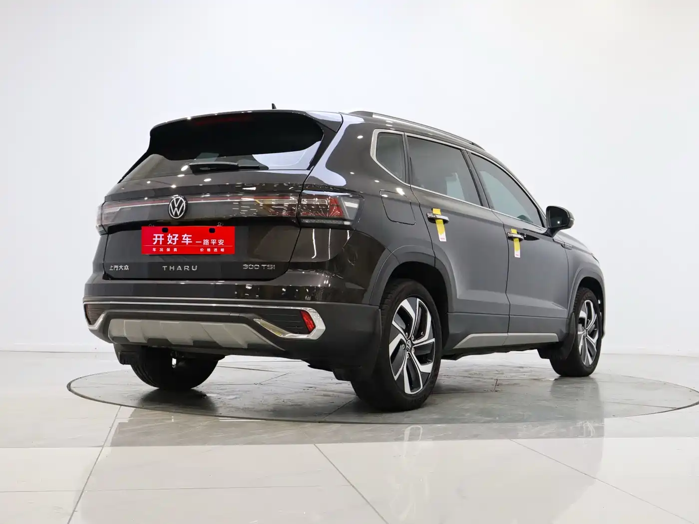 Volkswagen Tharu 2024 300TSI 2WD Moon Premium Edition фото 5