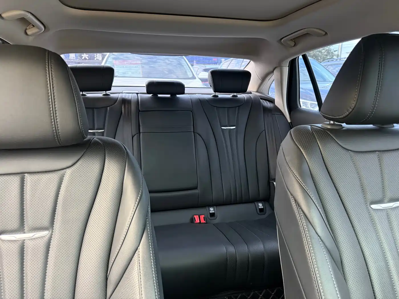Hongqi H5 2023 1.5T DCT Smart Connect Joy Edition фото 13