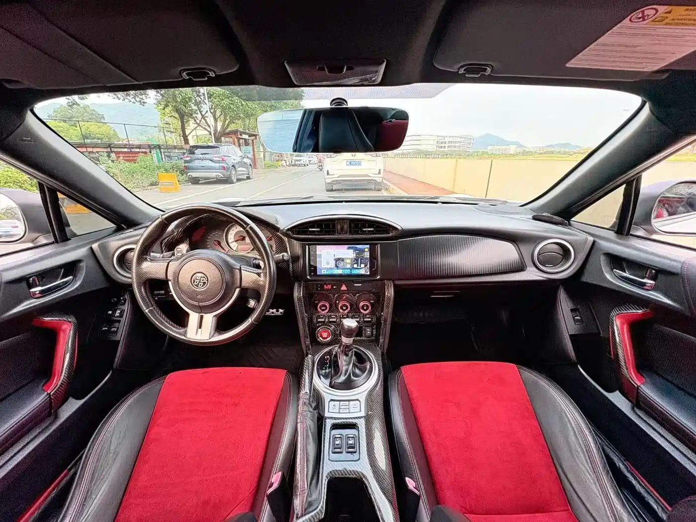 Toyota 86 2013 2.0L Automatic Luxury фото 10