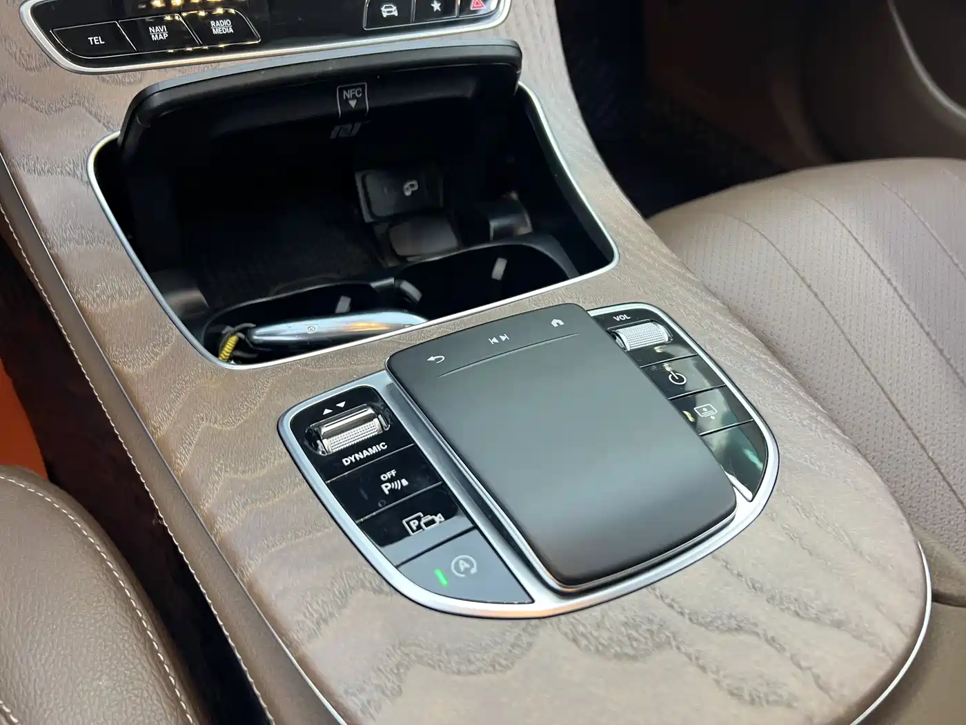 Mercedes-Benz E-Class 2023 Facelift E 300 L Luxury фото 7
