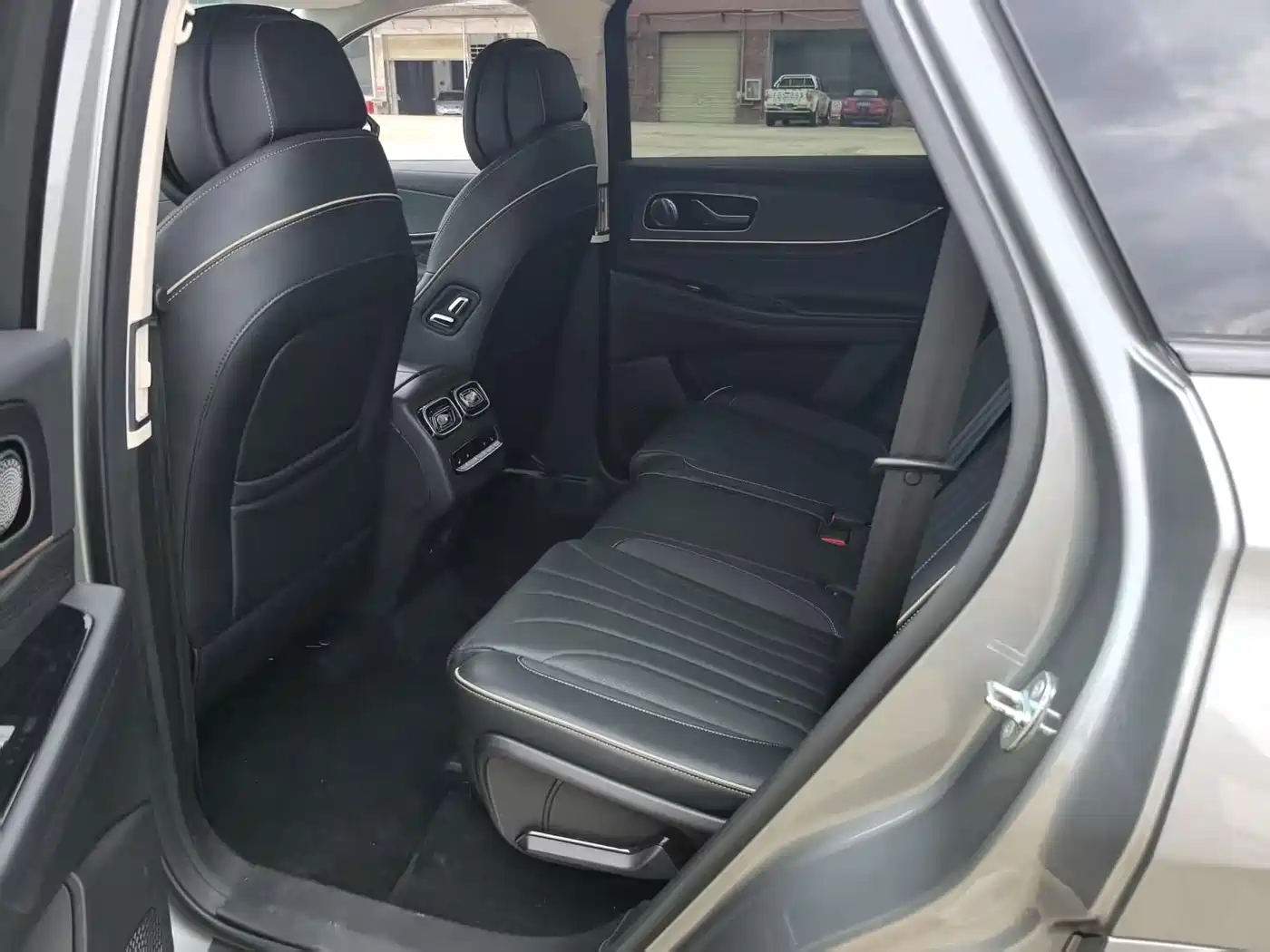 Chery Tiggo 9 2023 2023 2.0T DCT 2WD Luxury 5-Seater