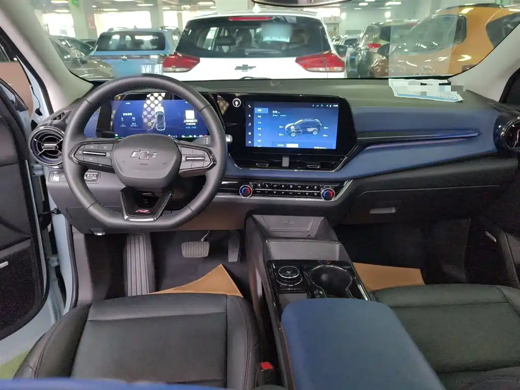Chevrolet Equinox Plus 2024 102km RS Ultimate Edition фото 10