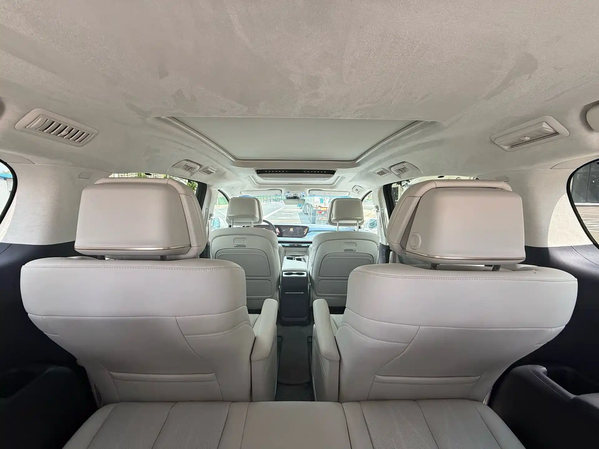 Фото 9 - Buick GL8
