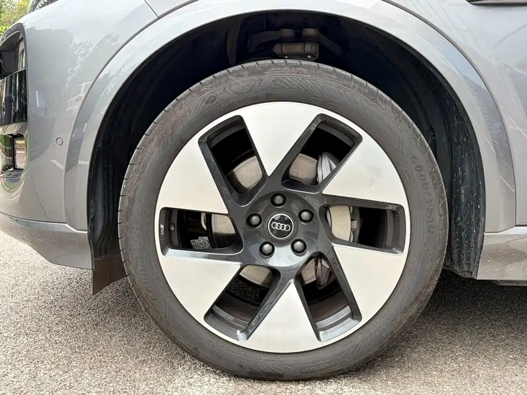Audi Q6L e-tron 2025 2025 Model Pioneer Edition