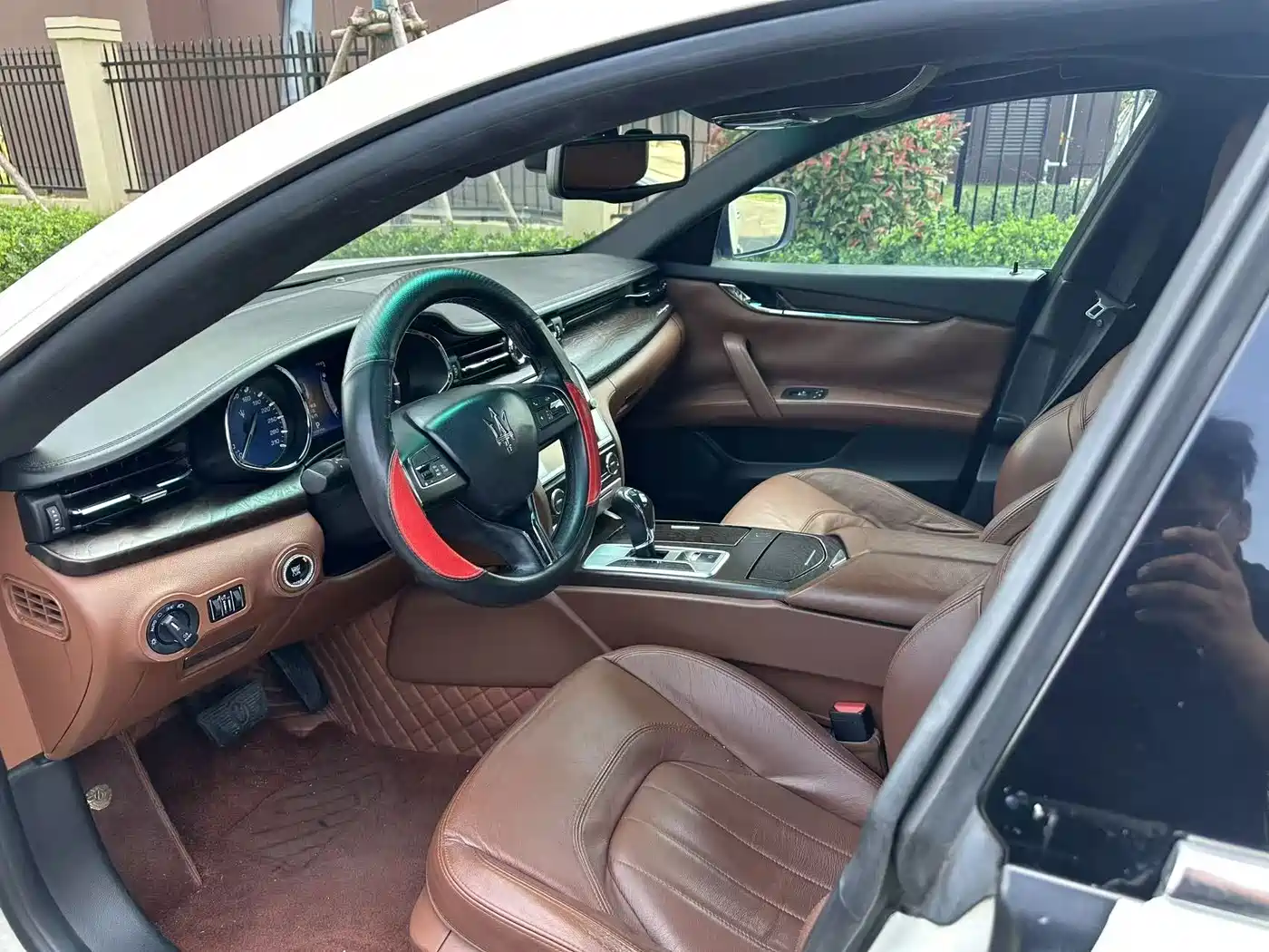 Фото 8 - Maserati Quattroporte