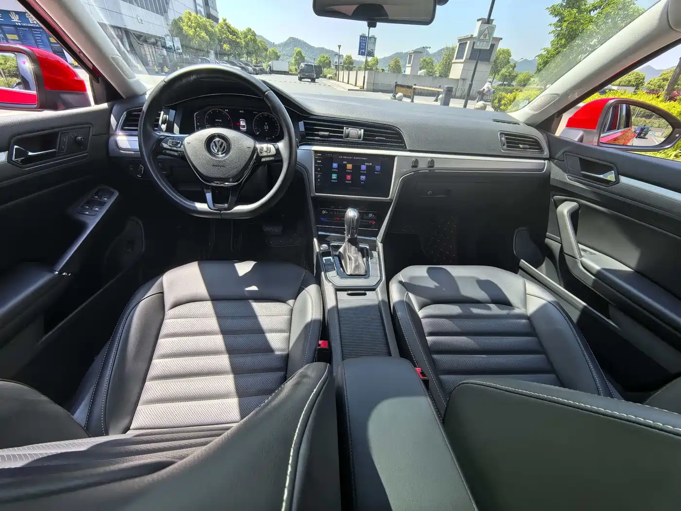 Volkswagen Lamando 2021 Facelift 280TSI DSG Comfort Edition фото 5