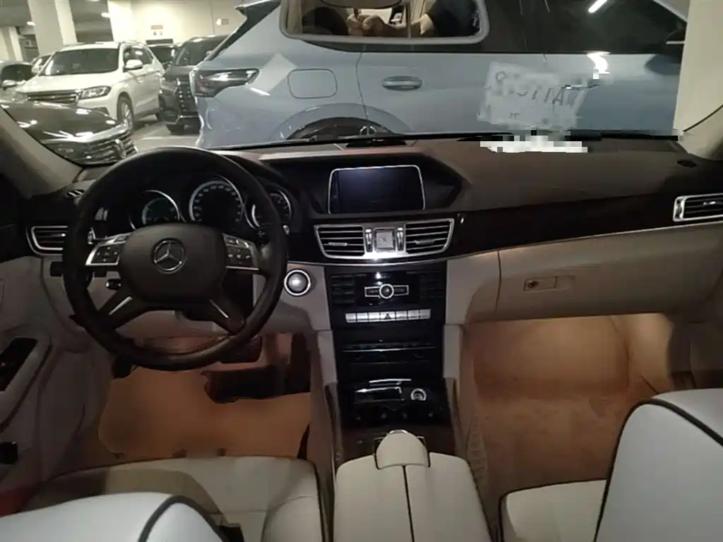 Mercedes-Benz E-Class 2015 E 200 L фото 17