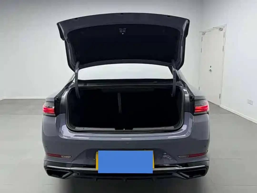 GEELY AUTOMOBILE XINGRUI