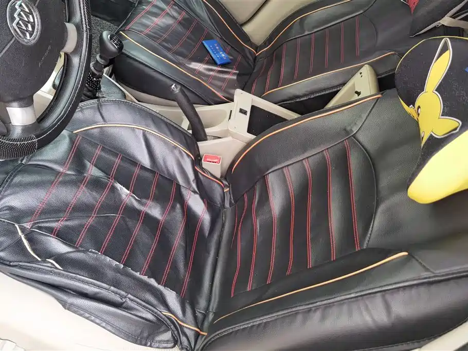 Buick Excelle 2015 1.5L Manual Classic фото 9