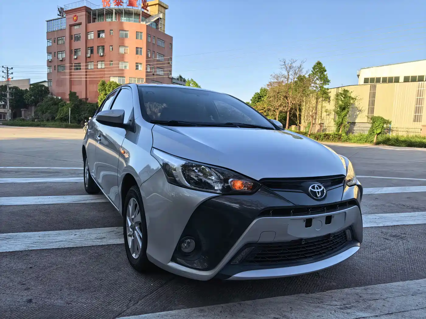 Toyota YARiS L Zhi Xuan 2019 1.5E CVT MeiDong Edition China VI фото 3