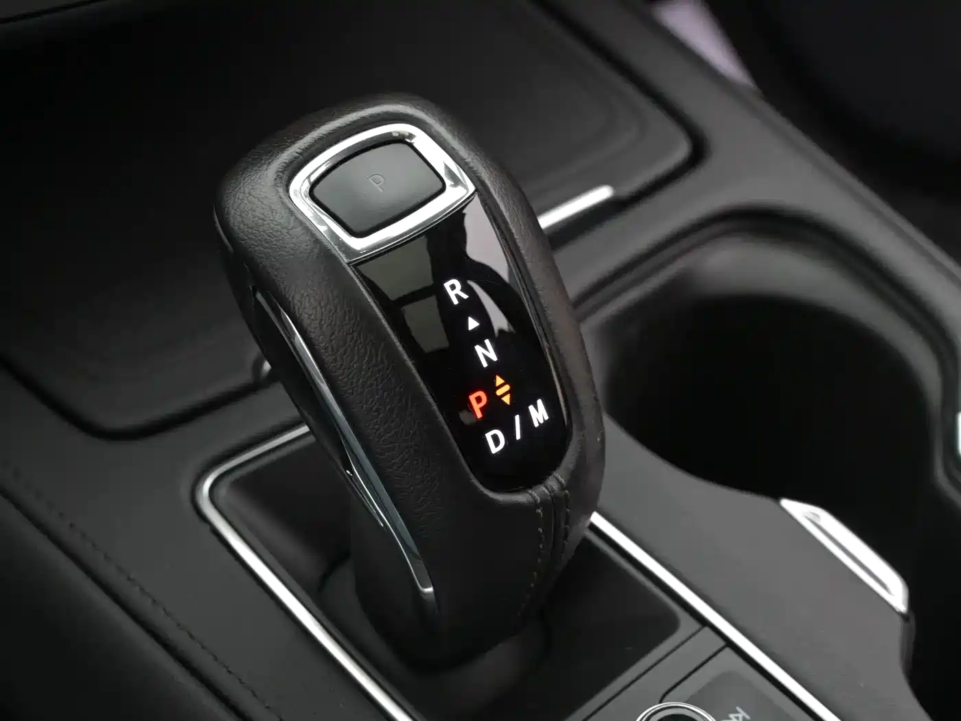 Cadillac XT4 2018 28T AWD Platinum Sport Edition фото 13