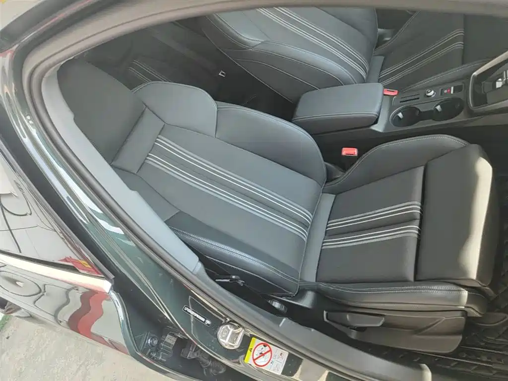 Audi A3 2024 Model A3L Limousine 35 TFSI Fashion Sport фото 25