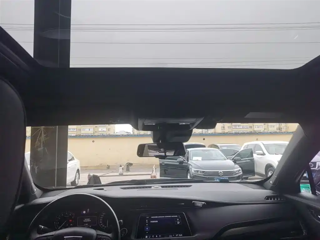 Cadillac XT4 2018 Model 28T 4WD Leading фото 18