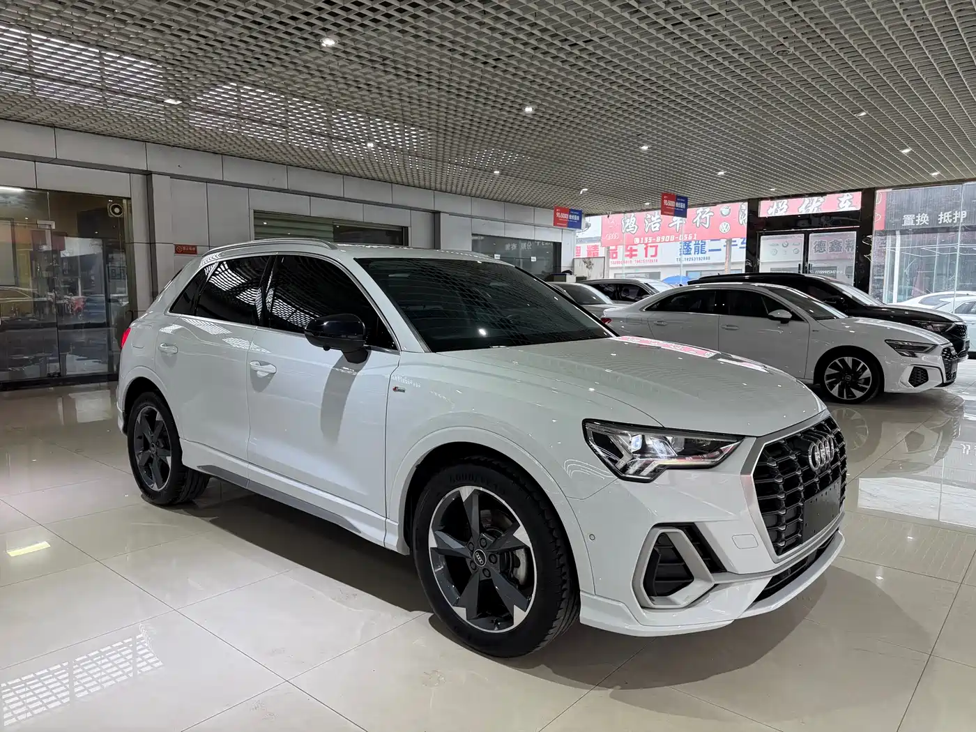 Audi Q3 2022 35 TFSI Fashion Dynamic фото 3