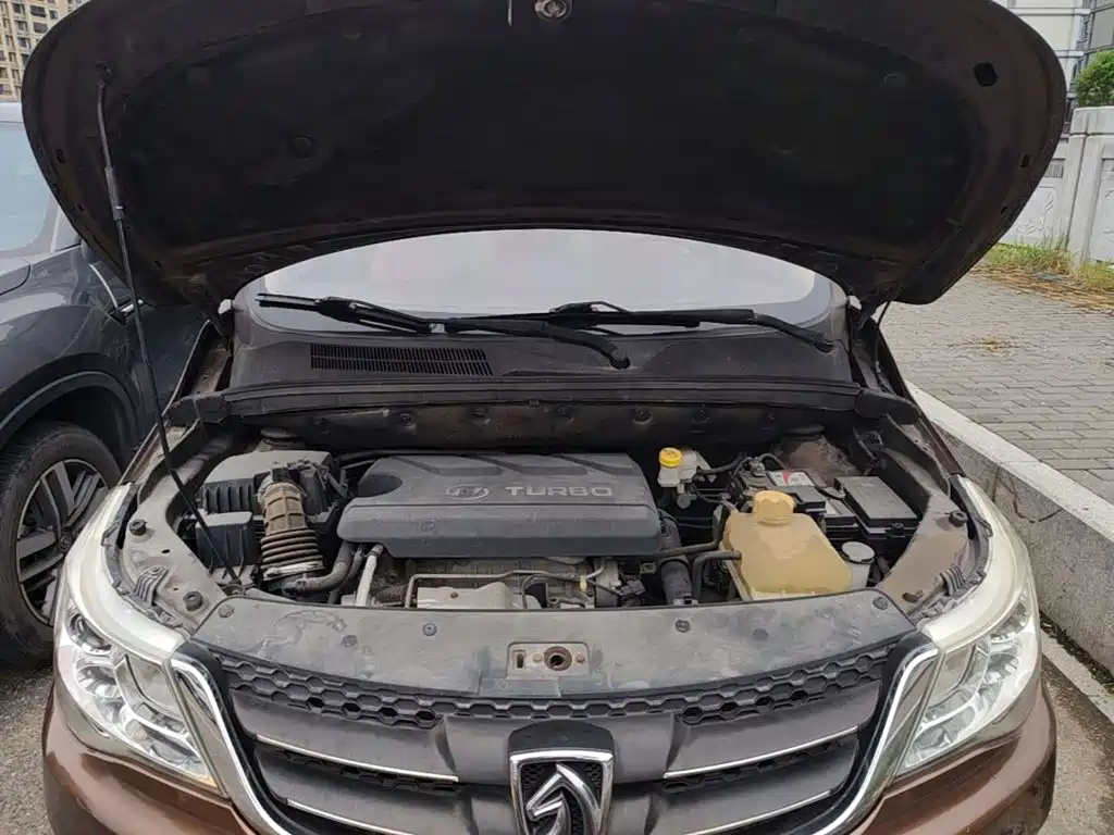 Фото 20 - Baojun 730