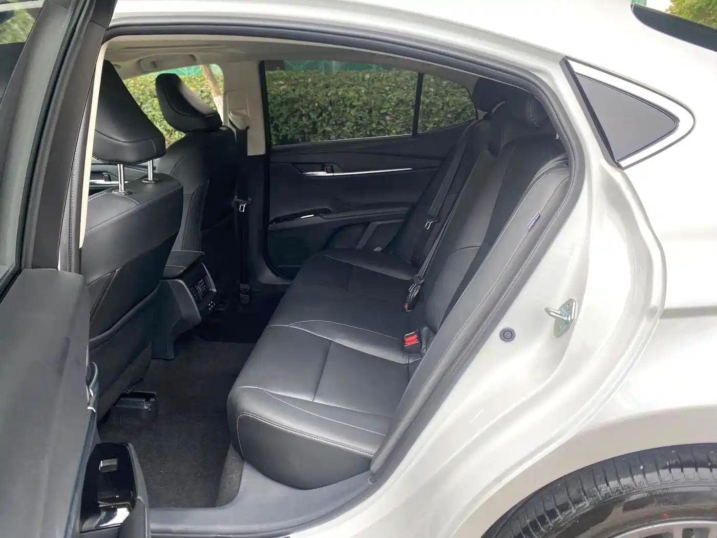 Toyota Camry 2025 2026 2.0E Elite Edition