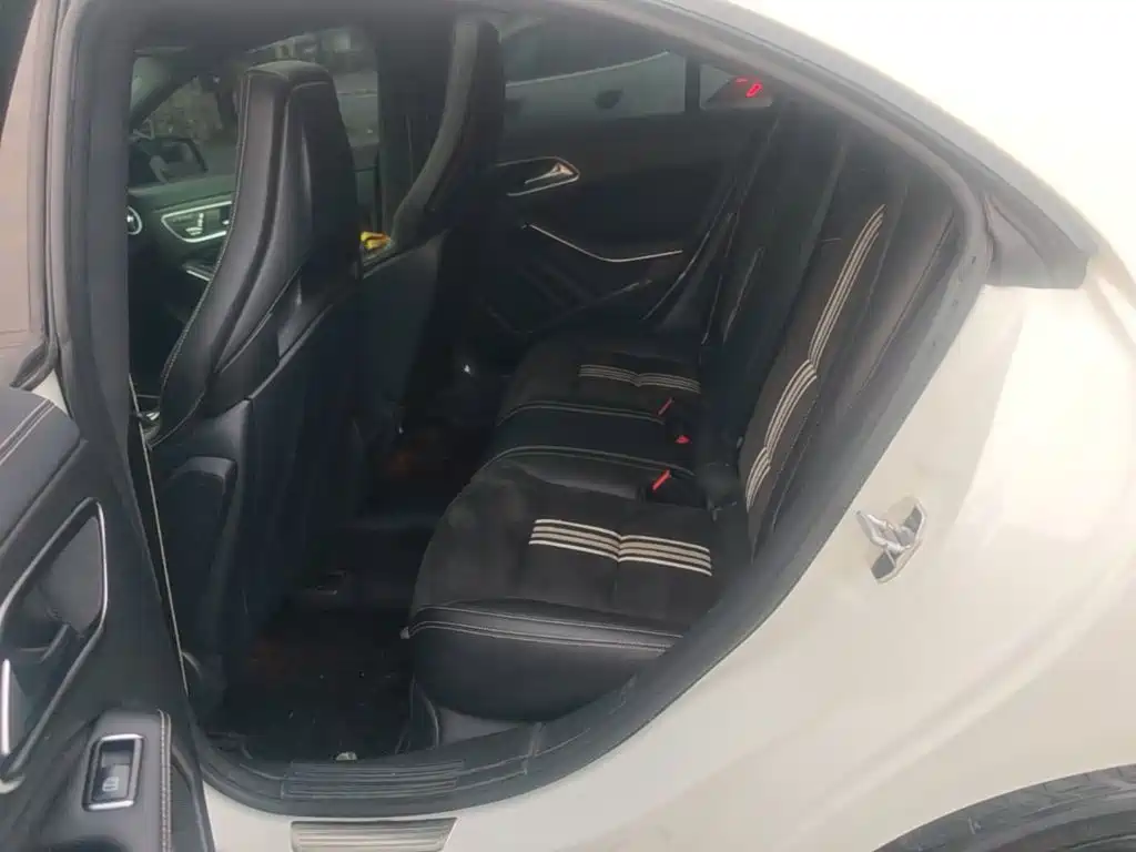 Mercedes-Benz CLA (Import) 2017 2017 CLA 220 4MATIC Polar Limited Edition