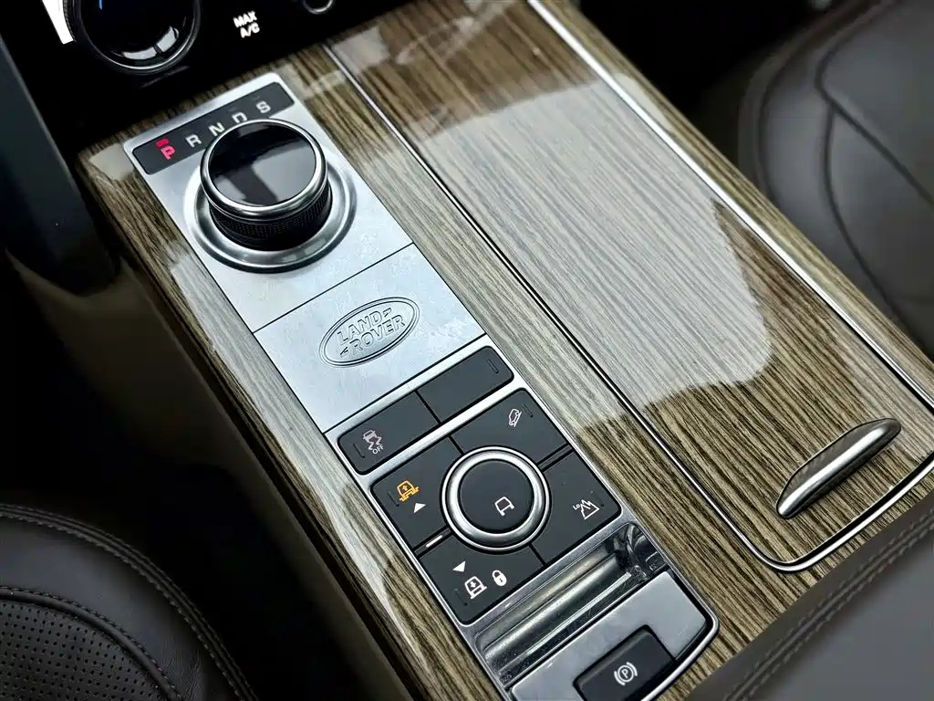 Land Rover Range Rover 2019 3.0 SC V6 Heritage Extended Edition фото 11