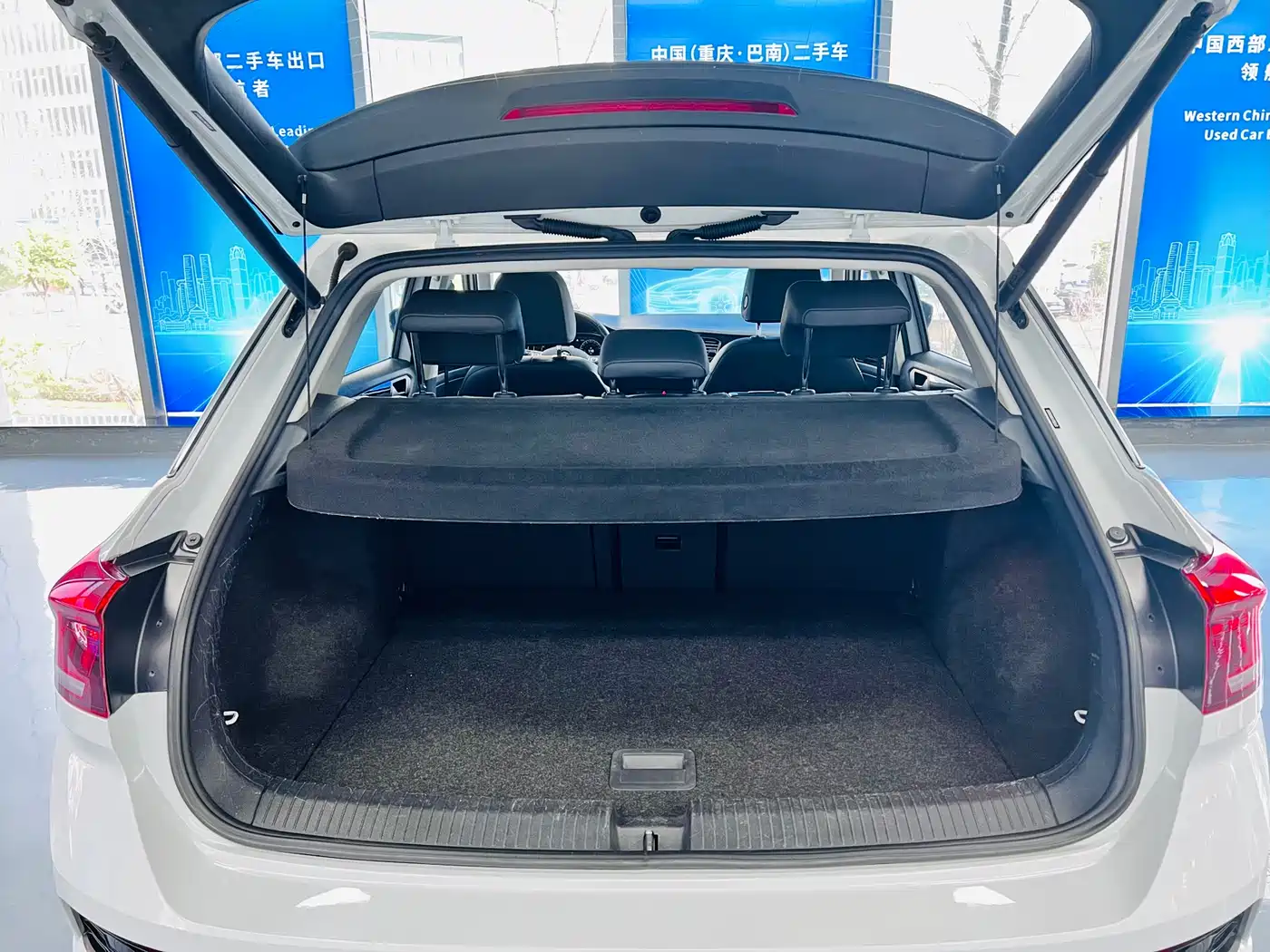 Volkswagen T-ROC 2021 280TSI DSG 2WD Comfort Smart Connect Edition фото 21
