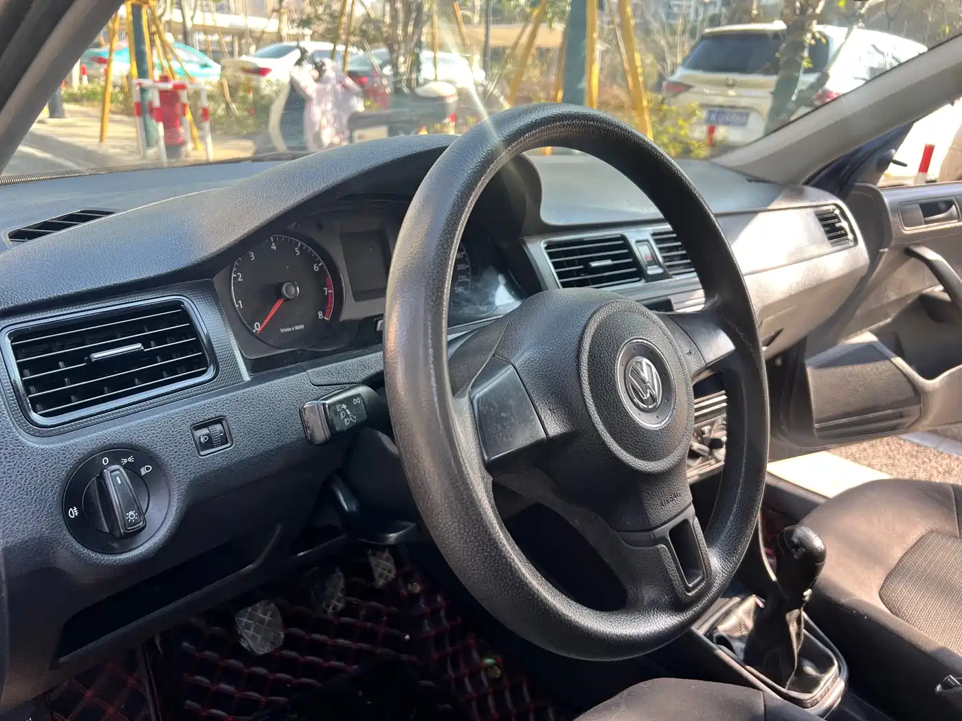 Volkswagen Santana 2013 1.6L Manual Trend Edition фото 19