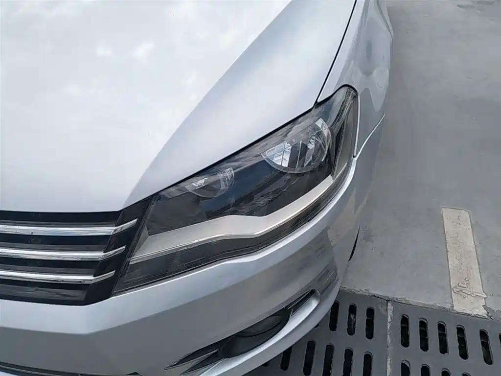 Volkswagen Bora 2014 1.6L Manual Comfort Edition фото 24