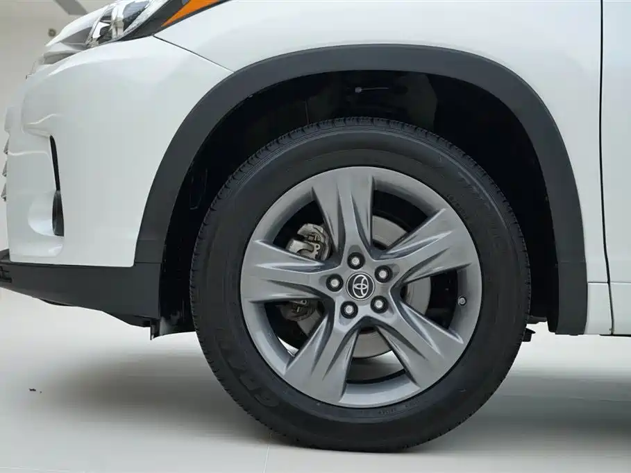 Toyota Highlander 2018 2.0T 4WD Luxury 7-seater (China V) фото 16
