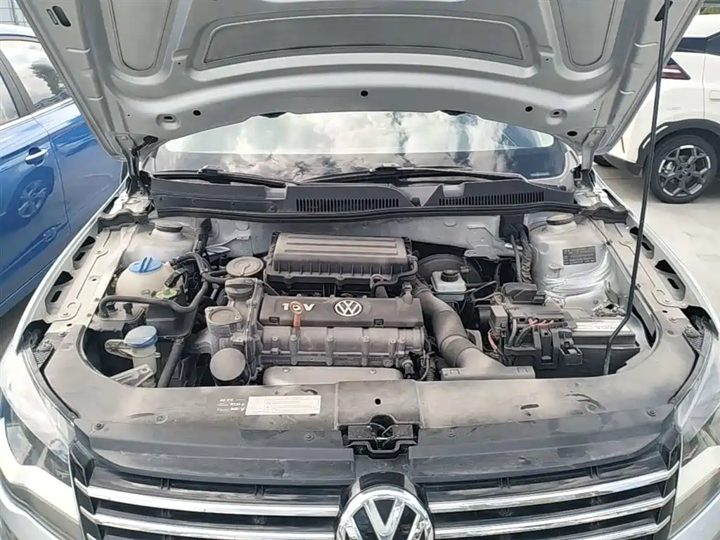 Volkswagen Bora 2014 1.6L Manual Comfort Edition фото 20