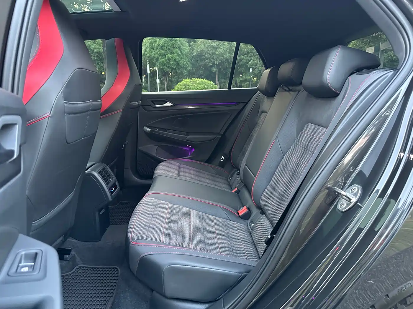Volkswagen Golf GTI 2021 Facelift 380TSI DSG GTI фото 9