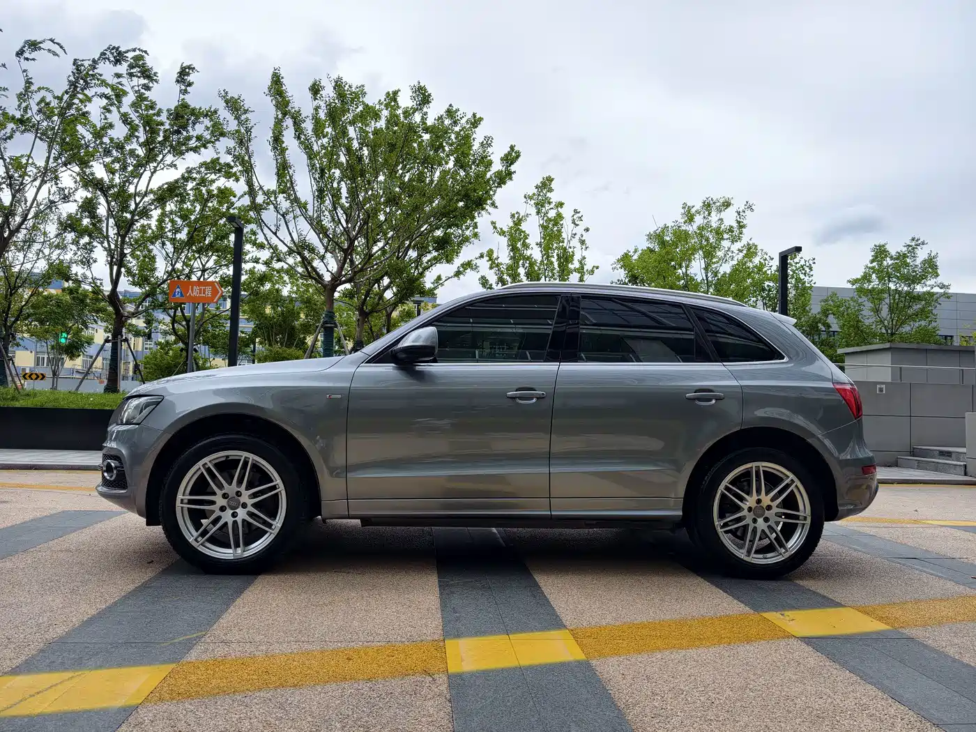 Audi Q5 (Import) 2013 2010 3.2FSI Sport