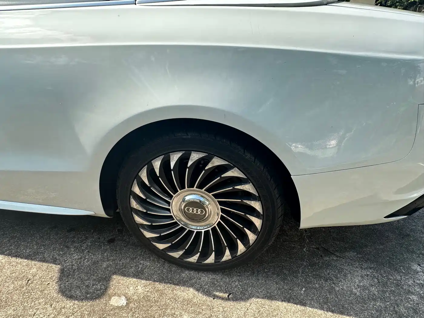 Audi A5 (Import) 2010 2.0TFSI Cabriolet фото 6