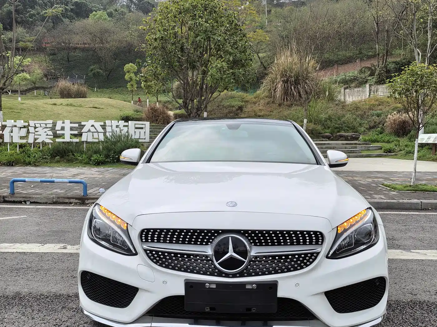 Mercedes-Benz C-Class 2016 C 200 L Sport фото 2