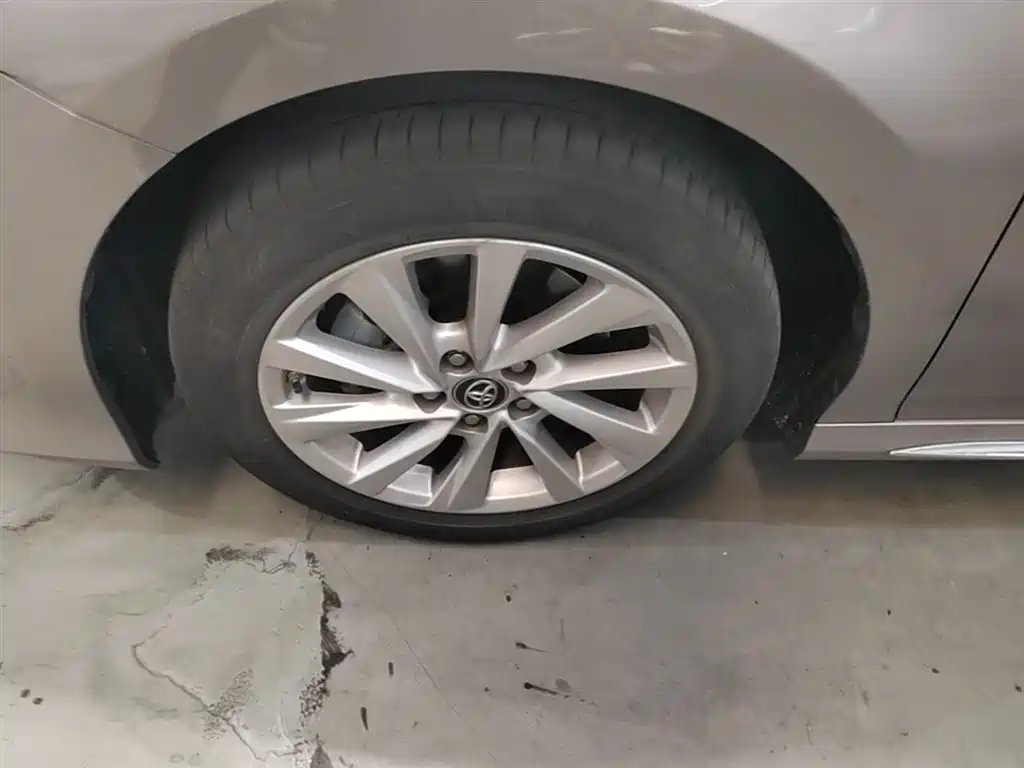 Toyota Camry 2023 2.0G Luxury Edition фото 23