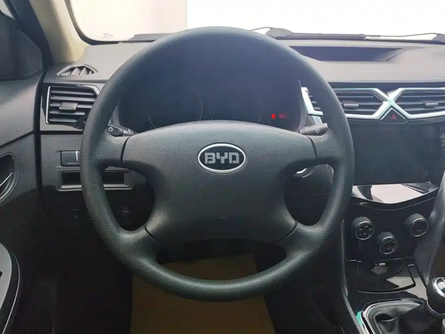 BYD F3 2020 1.5L Manual Premium Edition фото 15