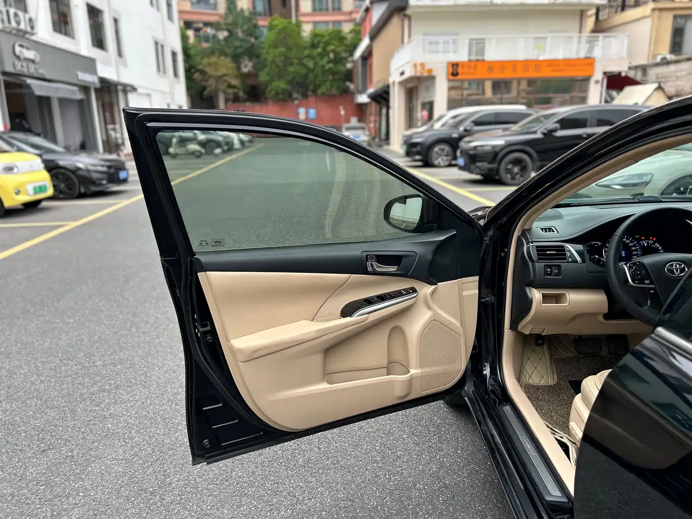 Toyota Camry 2012 ZunRui 2.5HV Premium Edition фото 9