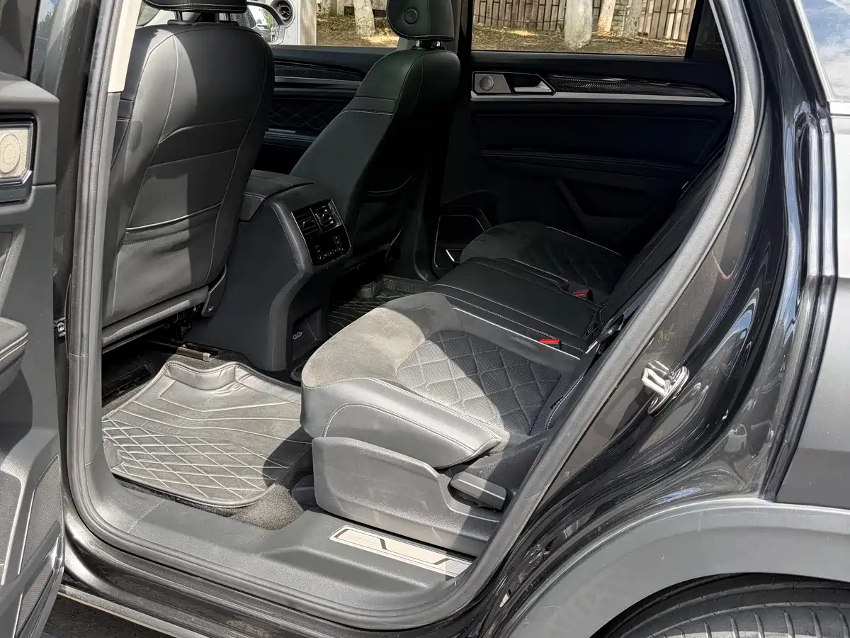 Volkswagen Teramont 2020 Teramont X Facelift 530 V6 4WD Premium Luxury Edition фото 12