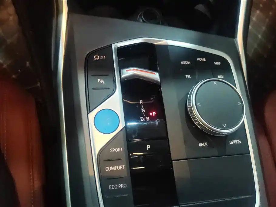 BMW i3 2025 eDrive 35 L фото 16