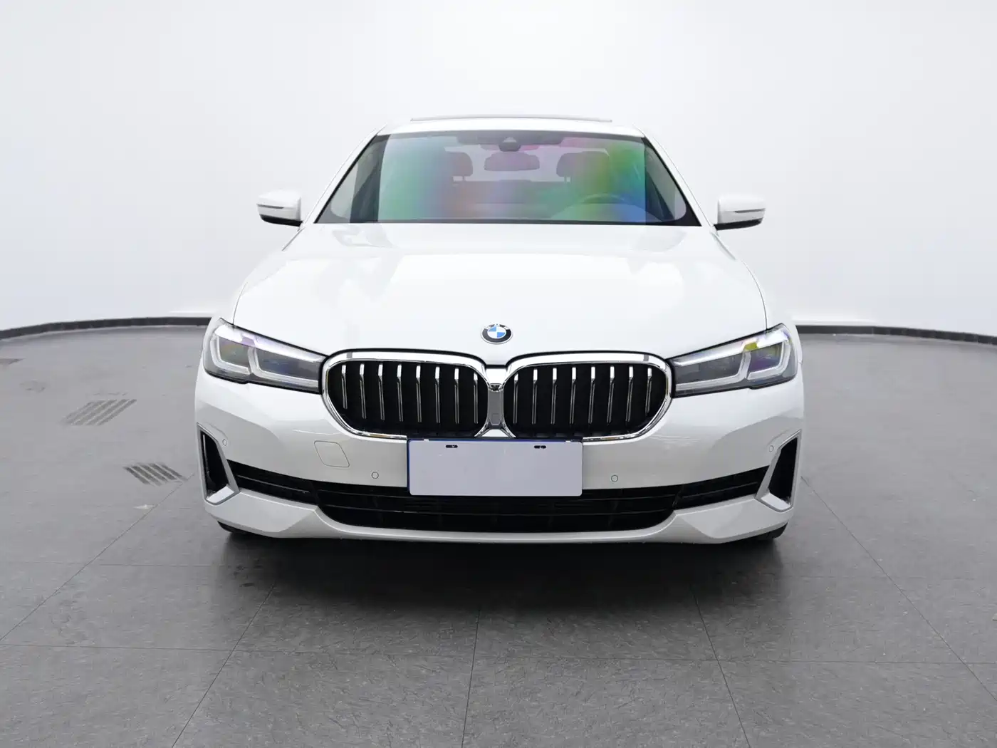 BMW 5 Series 2021 525Li Luxury Package фото 2