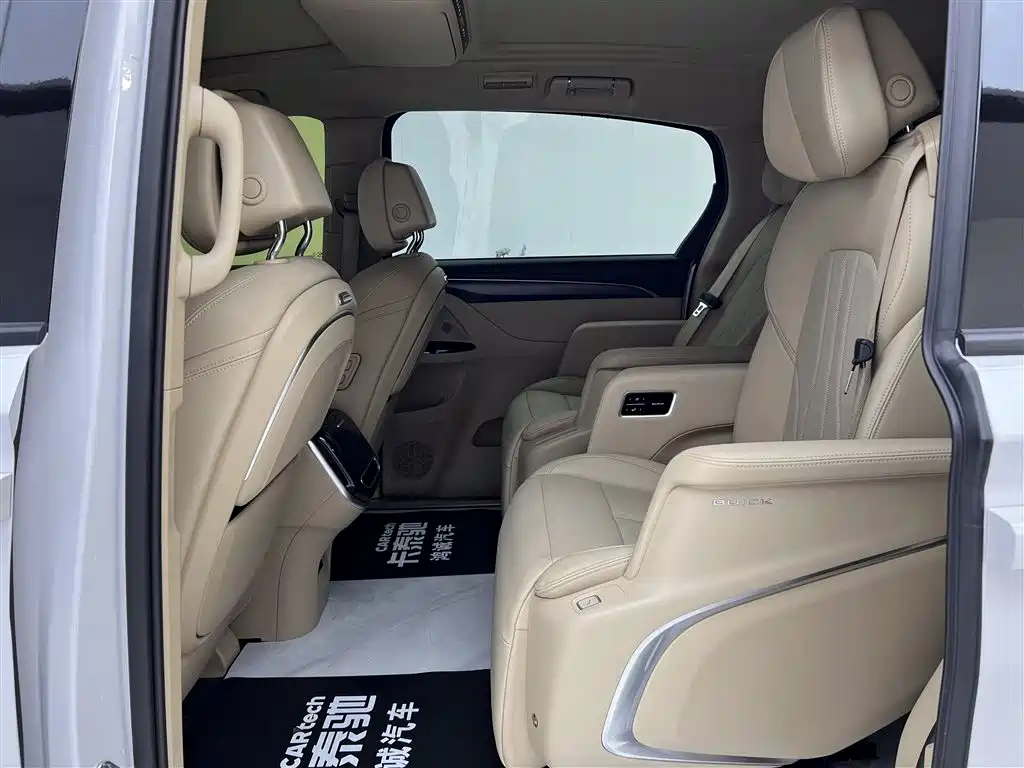 BUICK GL8 NEW ENERGY