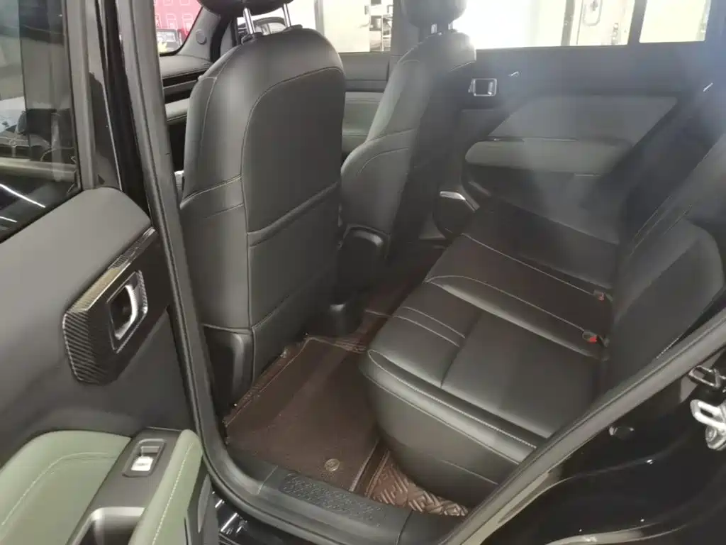 Baojun Yueye Plus 2024 2024 Smart Premium 4-Seater