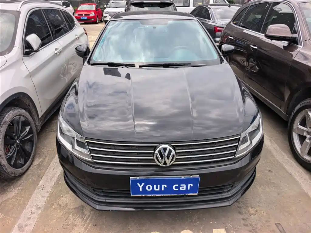 Volkswagen Lavida 2015 1.6L Automatic Trend Edition фото 2